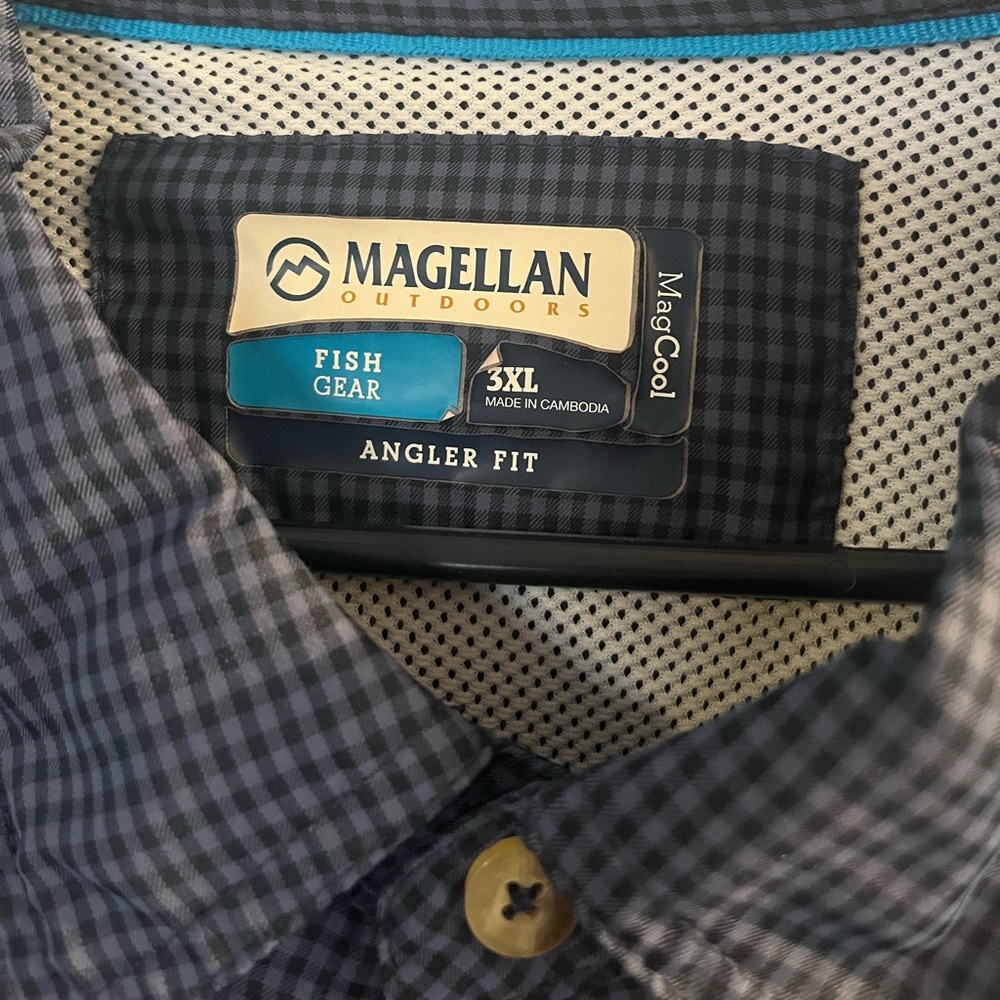Men’s Magellan fish gear angler fit shirt/ brand new never worn